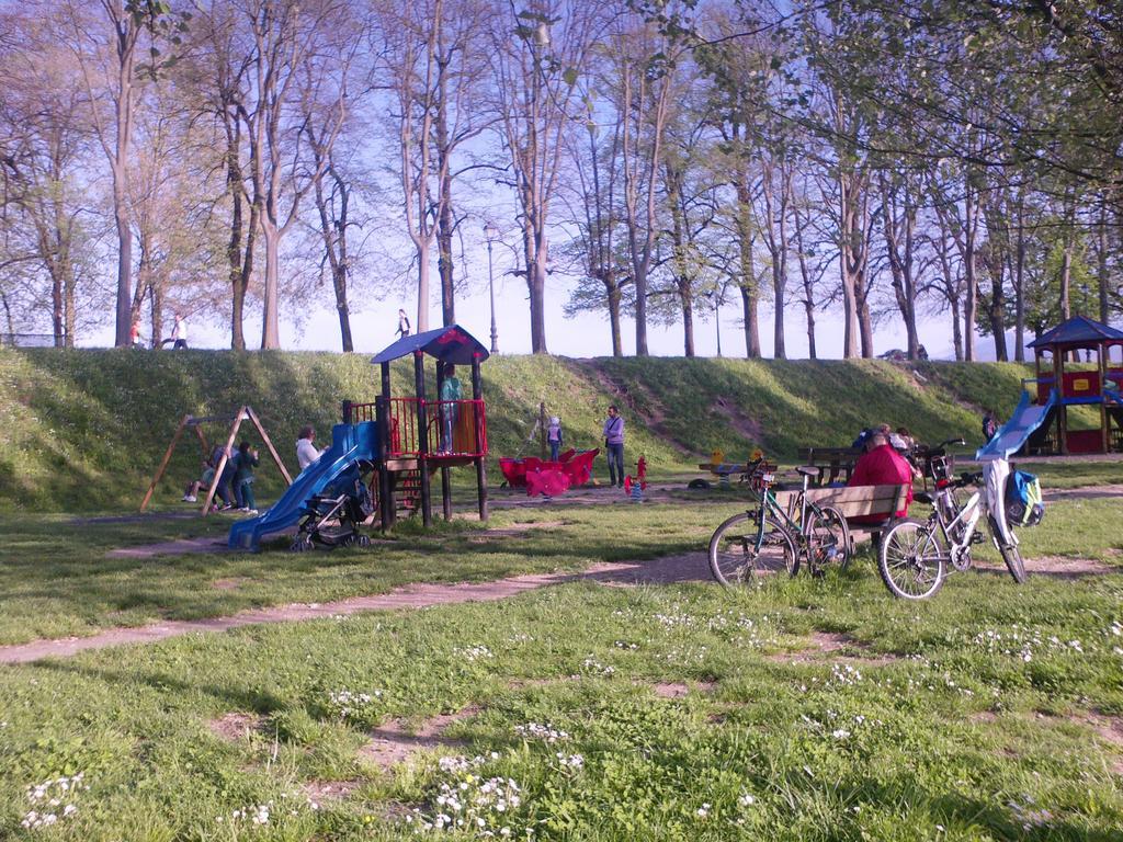 Apartament La Loggia Lukka Zewnętrze zdjęcie