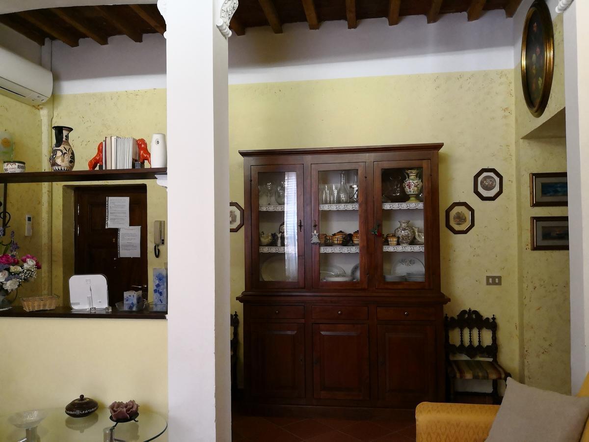 Apartament La Loggia Lukka Zewnętrze zdjęcie