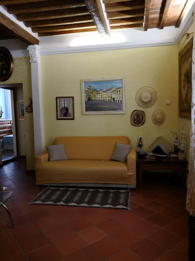 Apartament La Loggia Lukka Zewnętrze zdjęcie