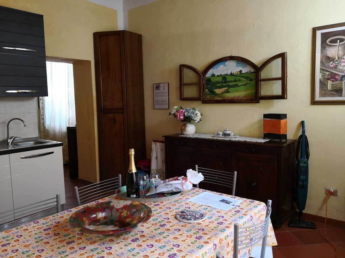 Apartament La Loggia Lukka Zewnętrze zdjęcie
